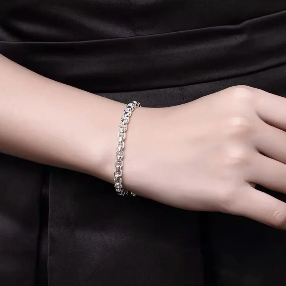 Silver Round Box Chain Bracelet 8”
